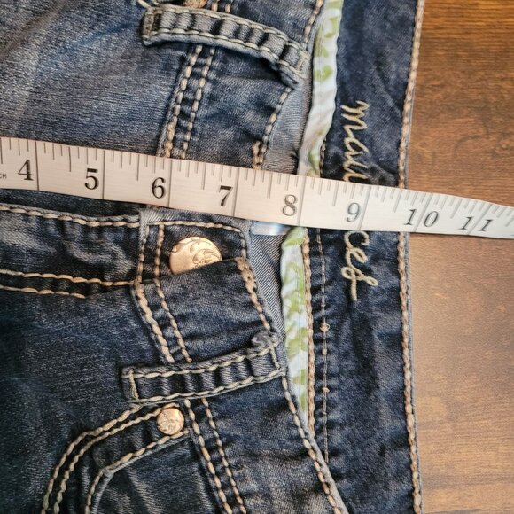 Maurices Jeans Size 8 Low Rise Capri Thick Stitch Medium Light Wash Stretch - Picture 7 of 10